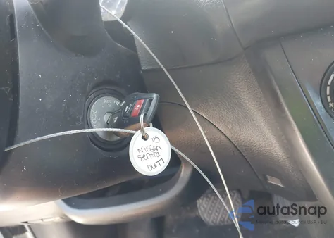 2018 Nissan Sentra S z USA, uszkodzony, nr VIN 3N1AB7AP1JY330677